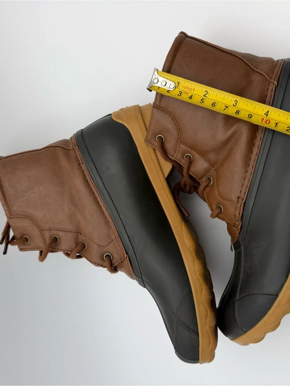 Sperry Port Boot Boys Rain Boots in brown, black, and tan. Boys’ size US 6M